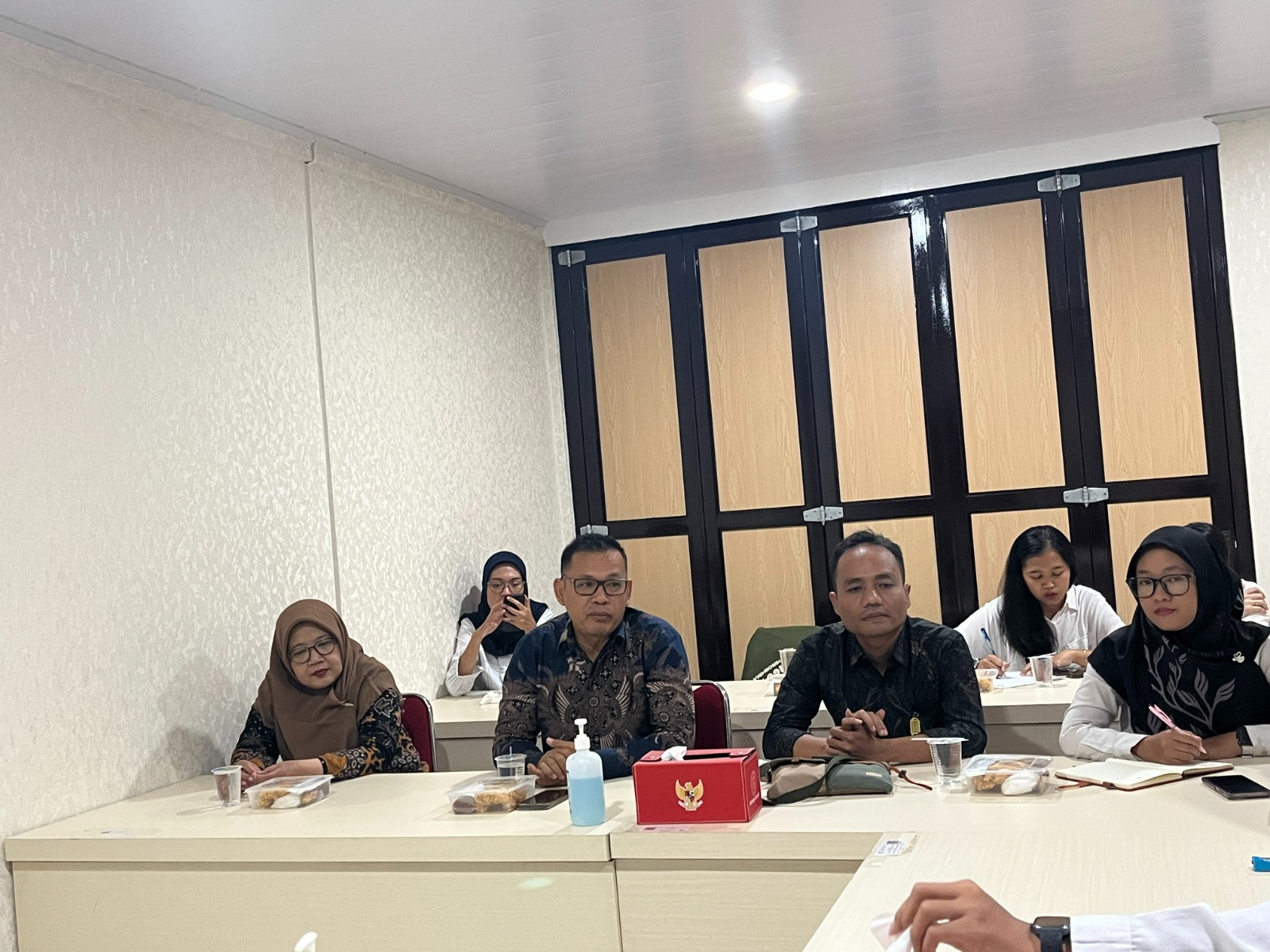 Bawaslu Kota Yogyakarta melakukan audiensi ke Kesbangpol Kota Yogyakarta dalam rangka memperkuat kerja sama dalam pengawasan partisipatif