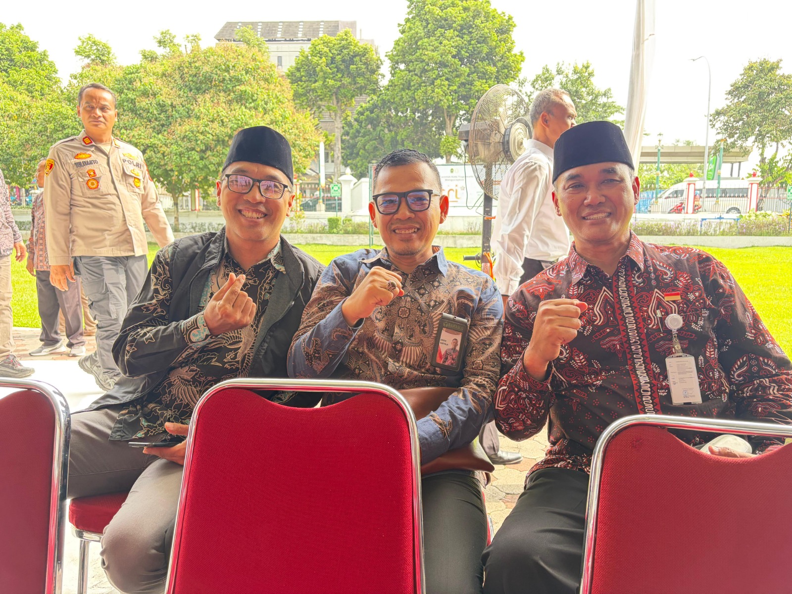 Ketua Bawaslu Kota Yogyakarta menghadiri acara Syawalan Gubernur dan Wakil Gubernur DIYyang diselenggarakan oleh Pemkot Yogyakarta