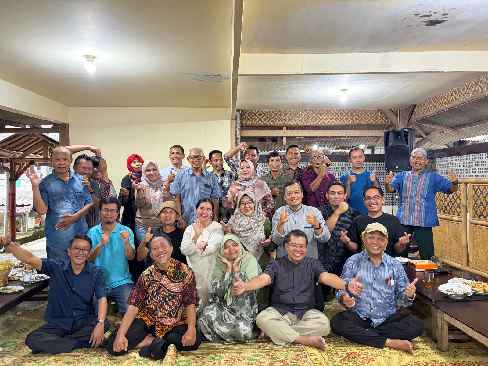 Koordinator Divisi Hukum, Pencegahan, Partisipasi Masyarakat, dan Humas Bawaslu Kota Yogyakarta, Siti Nurhayati, melaksanakan konsolidasi demokrasi bersama KPU DIY dan KPU Kota Yogyakarta