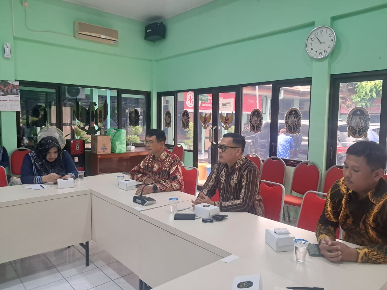 Ketua Bawaslu Kota Yogyakarta, Andie Kartala, mengikuti Rapat Pemantauan Situasi Politik yang diselenggarakan Bakesbangpol Kota Yogyakarta (4/6/2026)