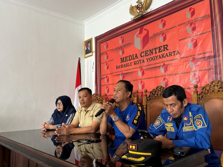 Bawaslu Kota Yogyakarta menyelenggarakan kegiatan WASKITA bertema bertema Manajemen Penanggulangan dan Simulasi Ancaman Kebakaran bersama Damkarmat BPBD DIY (25/6/2026)
