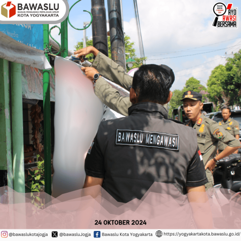 Bawaslu Kota Yogyakarta melakukan penertiban APK Pemilihan Tahun 2024