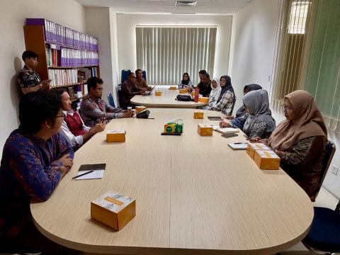 Bawaslu Kota Yogyakarta berdiskusi dengan FSBK UAD terkait penguatan literasi politik digital