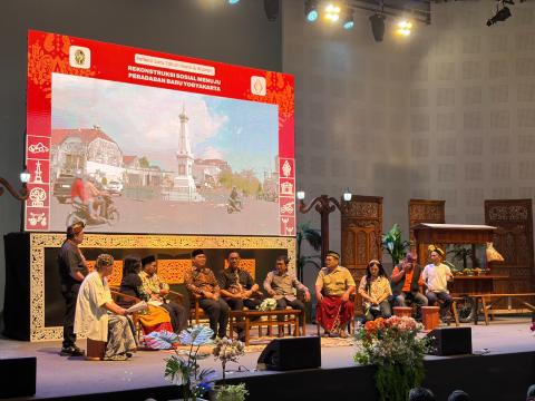 Kegiatan Refleksi Satu Tahun Kepemimpinan Wali Kota dan Wakil Wali Kota Yogyakarta diselenggarakan di Auditorium Grha Budaya Taman Budaya Embung Giwangan