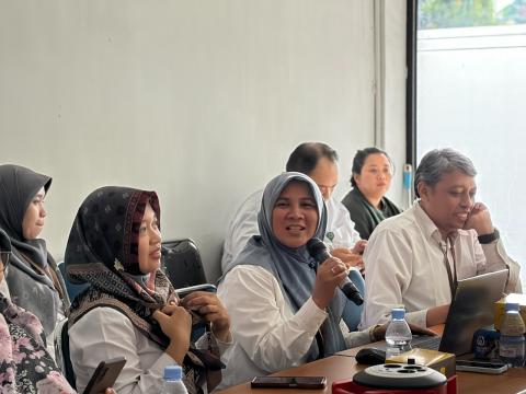 Tim Zona Integritas Kantor Kementerian Agama Kota Yogyakarta memberikan masukan untuk memperkuat pembangunan ZI di Bawaslu Kota Yogyakarta