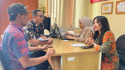 Bawaslu Kota Yogyakarta mengasah ketelitian dan keseragaman pemahaman petugas dalam menerima laporan dugaan pelanggaran Pemilu melalui simulasi penerimaan laporan (25/6/2026)