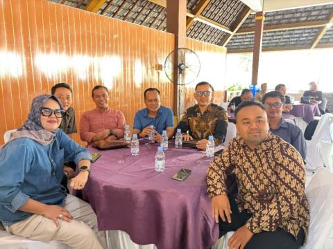 Andie bersama Ketua dan Anggota Bawaslu kabupaten/kota se-DIY menilai forum ini menjadi ruang penting untuk menghimpun berbagai perspektif dalam penyusunan regulasi kepemiluan yang lebih adaptif terhadap dinamika demokrasi