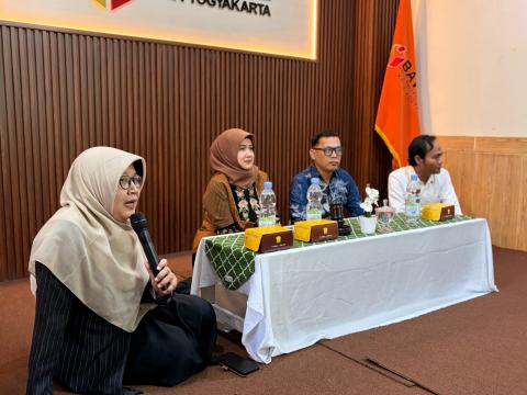 Bawaslu Kota Yogyakarta meluncurkan PINANDITA (Pusat Informasi dan Layanan Digital Terintegrasi) di Kantor Bawaslu Kota Yogyakarta, Rabu (28/10/2026), dalam rangkaian kegiatan Gelar Pojok Pengawasan dan Literasi Demokrasi (POLIKRASI) bertema “Harmoni Inovasi Digital dan Edukasi Demokrasi Berbasis Budaya”
