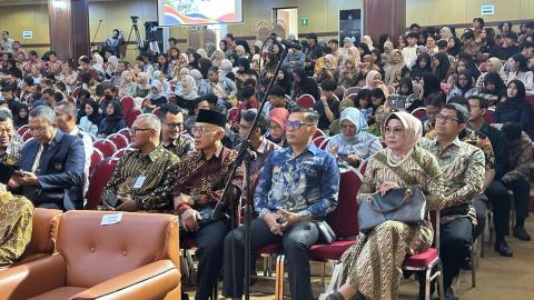 Andie menekan interaksi antara Bawaslu dan perguruan tinggi dapat menjadi pintu masuk bagi pertukaran pengetahuan dan pengembangan kegiatan edukasi demokrasi yang relevan dengan generasi muda