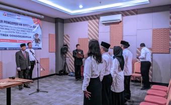 Pelantikan Panwaslu Kelurahan/Desa oleh Panwaslu Kecamatan