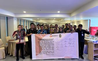 Bawaslu Kota Yogyakarta bersama OPD Kota Yogyakarta menandatangani Deklarasi Netralitas ASN dalam Pemilihan 2024