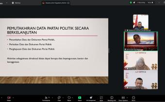 Bawaslu Kota Yogyakarta bersama KPU Kota Yogyakarta melaksanakan Kajian Hukum terhadap Keputusan KPU Nomor 658 Tahun 2024 tentang Perubahan atas Keputusan KPU Nomor 1365 Tahun 2023 tentang Pedoman Teknis Pemutakhiran Data Partai Politik secara Berkelanjutan melalui SIPOL