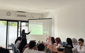 Bawaslu Kota Yogyakarta menyelenggarakan kegiatan Knowledge Sharing bertema fotografi pada Rabu (13/5/2026) di Ruang Sidang Kantor Bawaslu Kota Yogyakarta