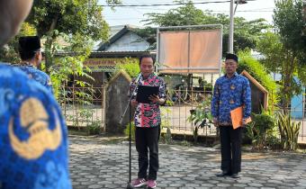 Anggota Bawaslu Kota Yogyakarta, Jantan Putra Bangsa, bertindak sebagai pembina upacara pada Upacara Peringatan Hari Kebangkitan Nasional ke-118