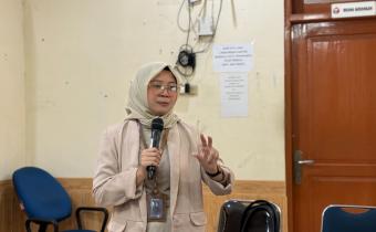 Bawaslu Kota Yogyakarta menghadirkan Dosen Ilmu Komunikasi UAD, Eka Anisa Sari, sebagai narasumber kegiatan WASKITA dengan tema "Mewujudkan Aparatur Profesional melalui Public Speaking untuk Mendukung Kinerja dan Pelayanan Publik" (30/7/2026)